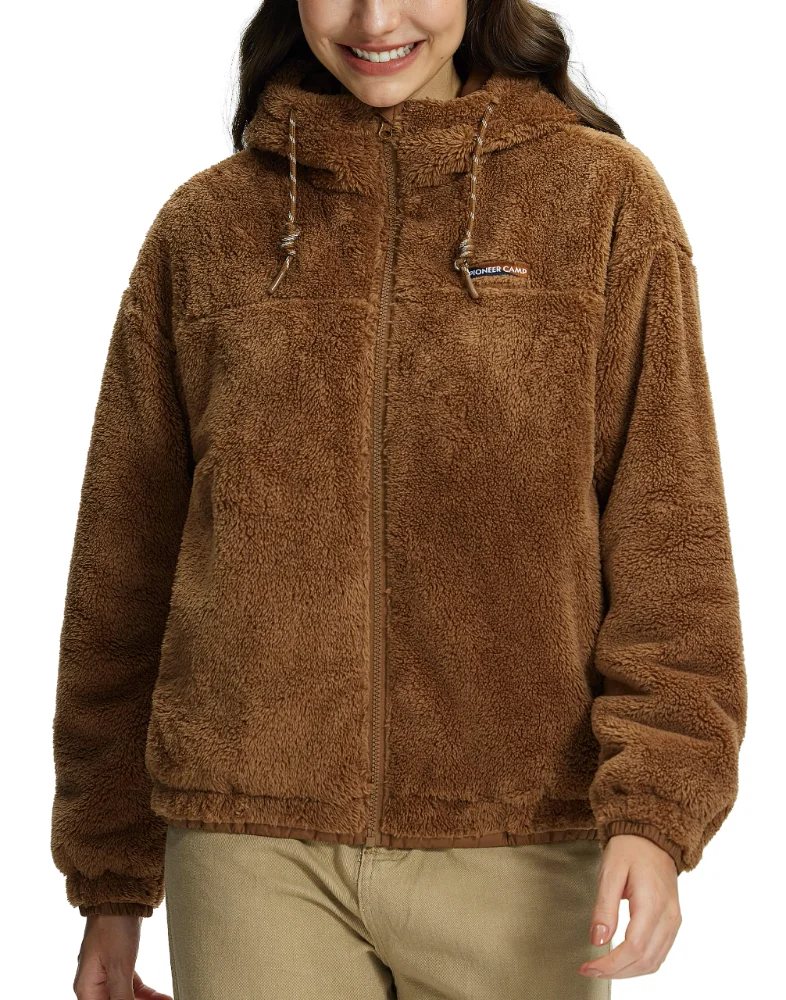 Pioneer Camp Women's Sherpa Fleece Jacket in Brown